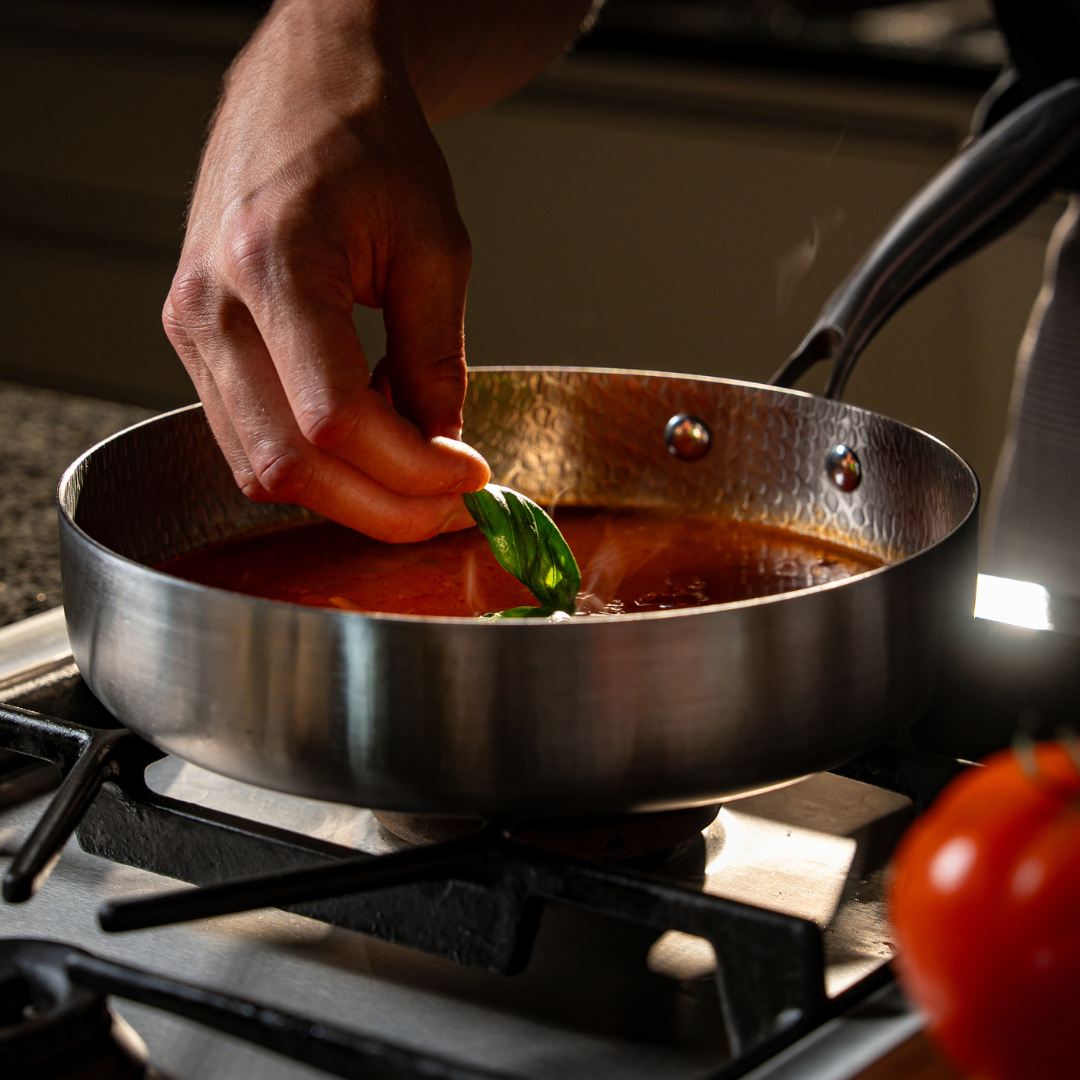 Titanium Gehamerde Pan Pro + GRATIS Gehamerde Diepe Pan Pro