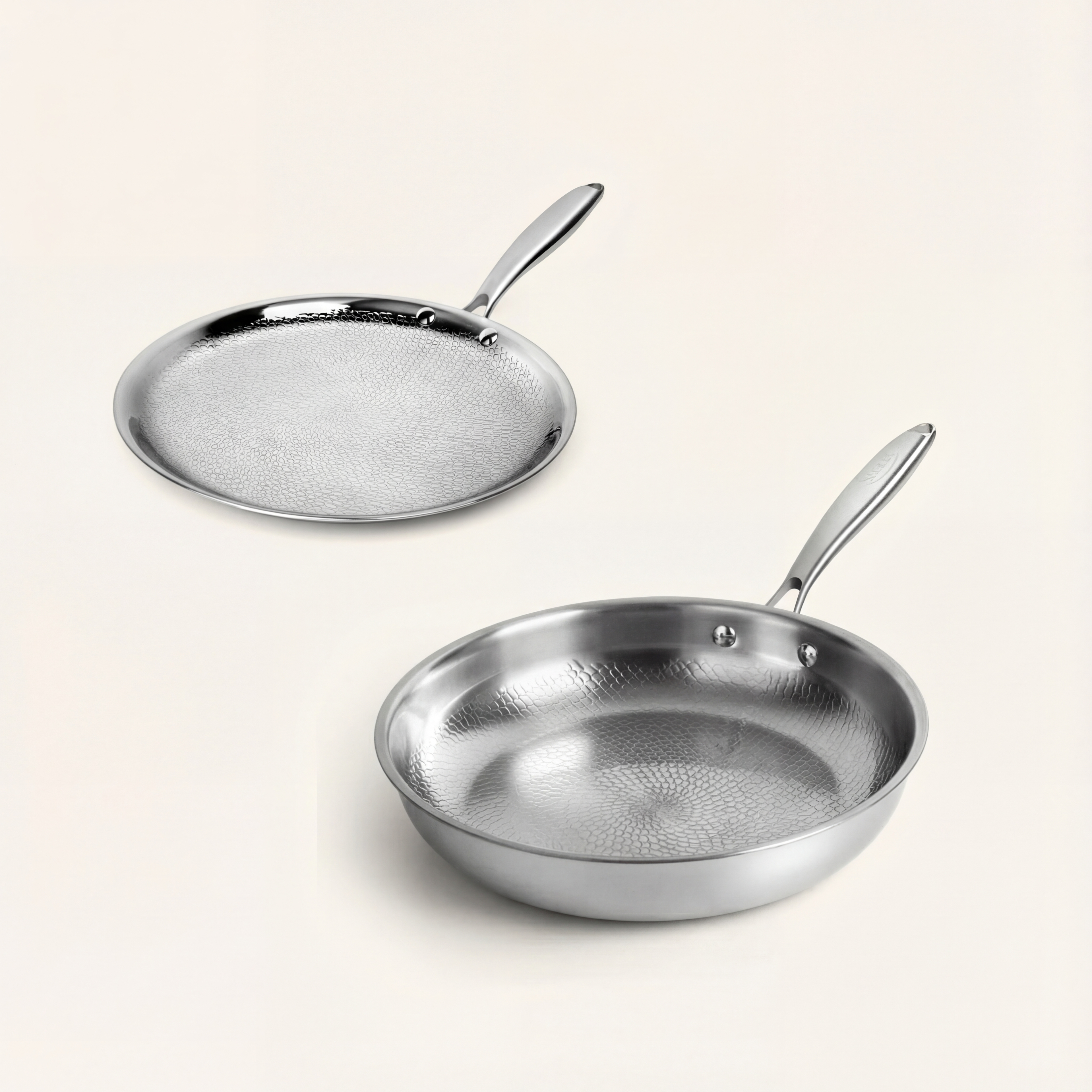 Titanium Gehamerde Pan Pro + GRATIS Gehamerde Crêpepan Pro