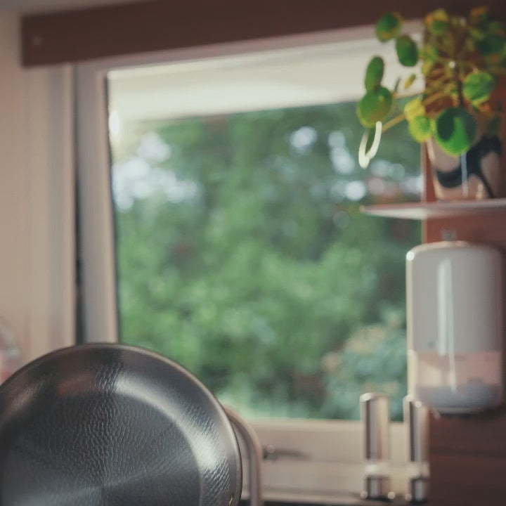 Titanium Gehamerde Pan Pro